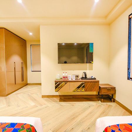 Fabhotel Prime Qotel Janakpuri Delhi  Exteriör bild