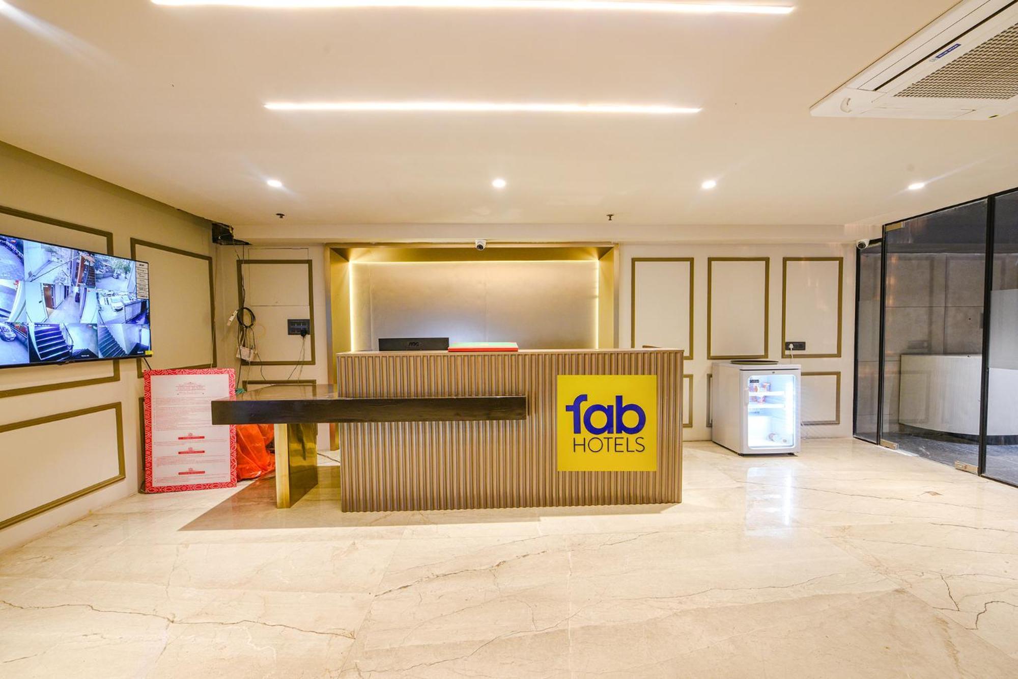 Fabhotel Prime Qotel Janakpuri Delhi  Exteriör bild
