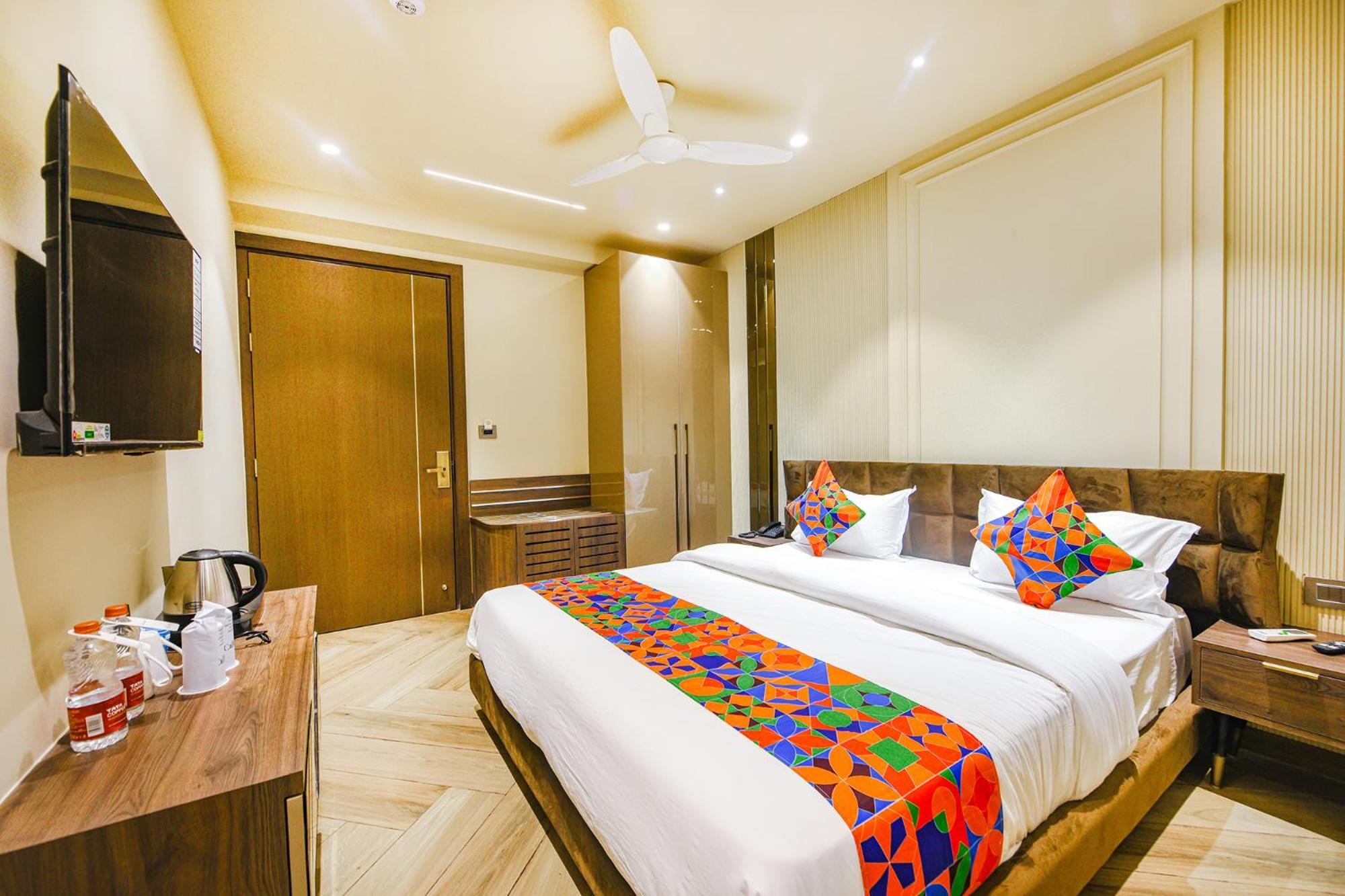 Fabhotel Prime Qotel Janakpuri Delhi  Exteriör bild