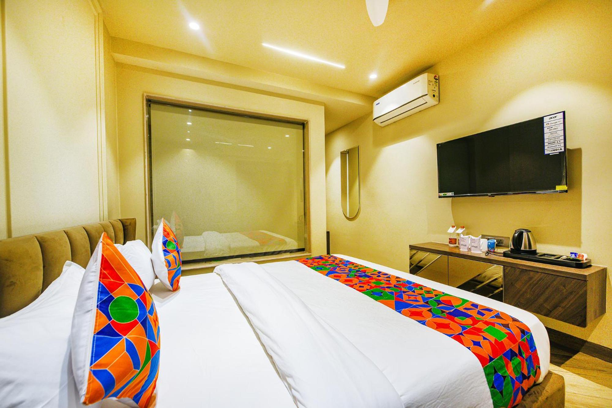 Fabhotel Prime Qotel Janakpuri Delhi  Exteriör bild